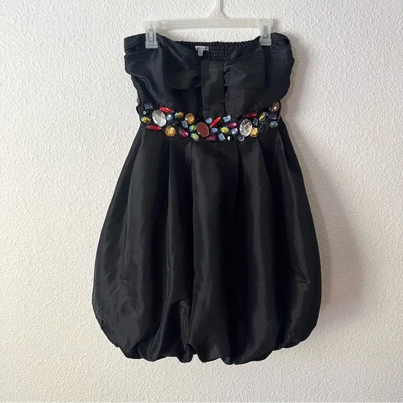 Charlotte Russe Taffeta Jeweled bubble dress
Size 12 - Picture 2 of 12